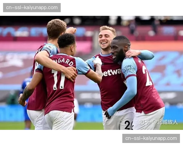 传统强队状态起伏 英超联赛竞争格局更加开放