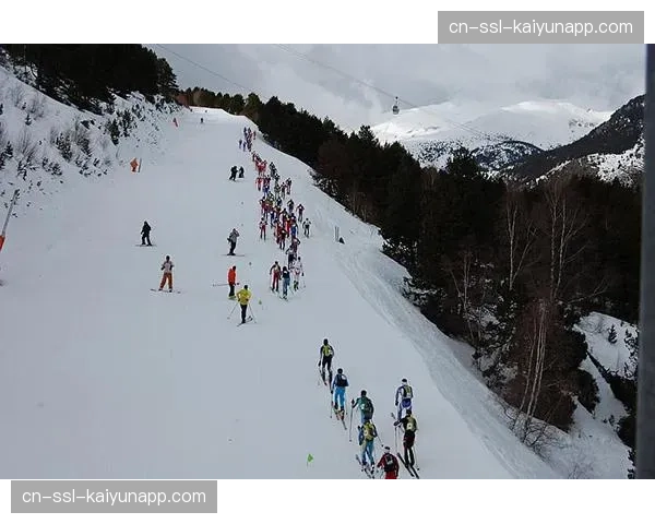 西班牙滑雪登山短距离夺金 新兴项目发展却面临资源分配难题